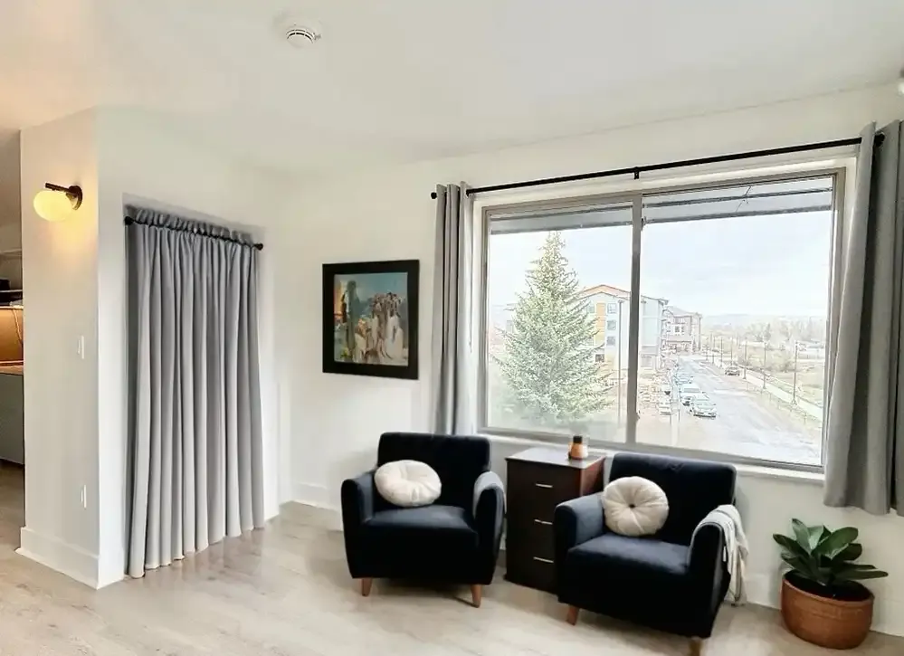 Storm Peak Apartments interior